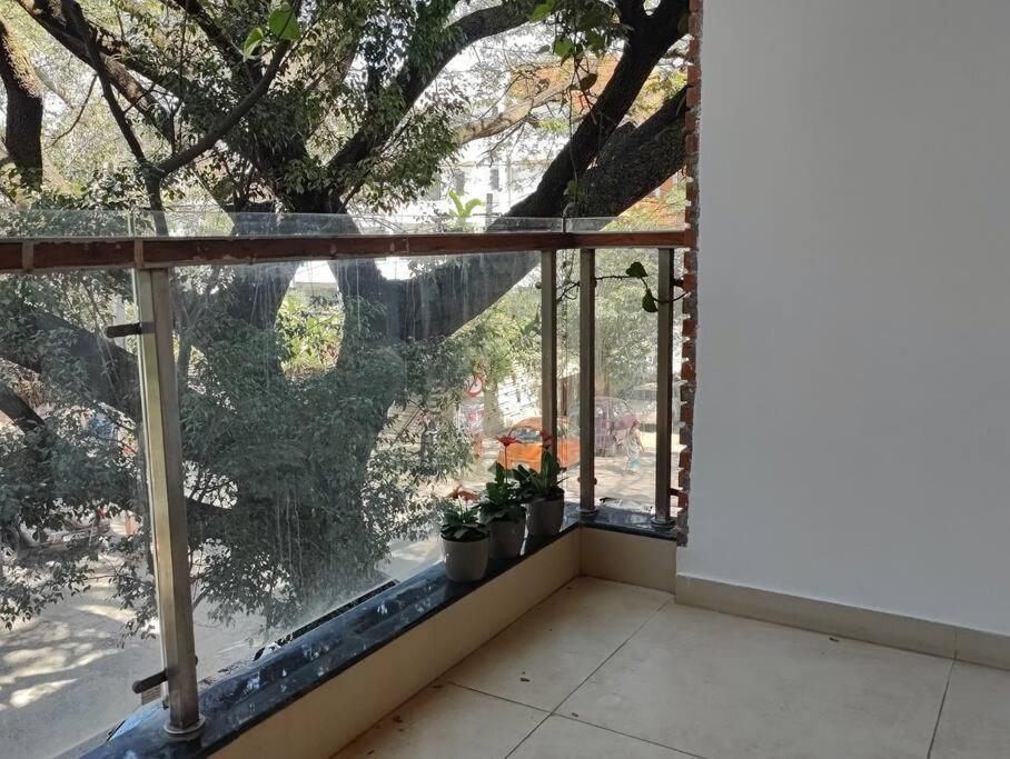 Tara Suites Premium Rooms In Central Indiranagar Bangalore Luaran gambar